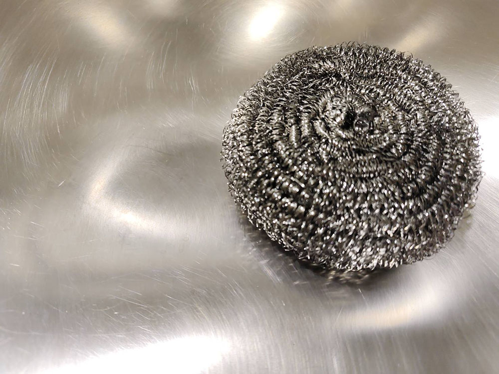 不鏽鋼鍋鋼刷刮痕